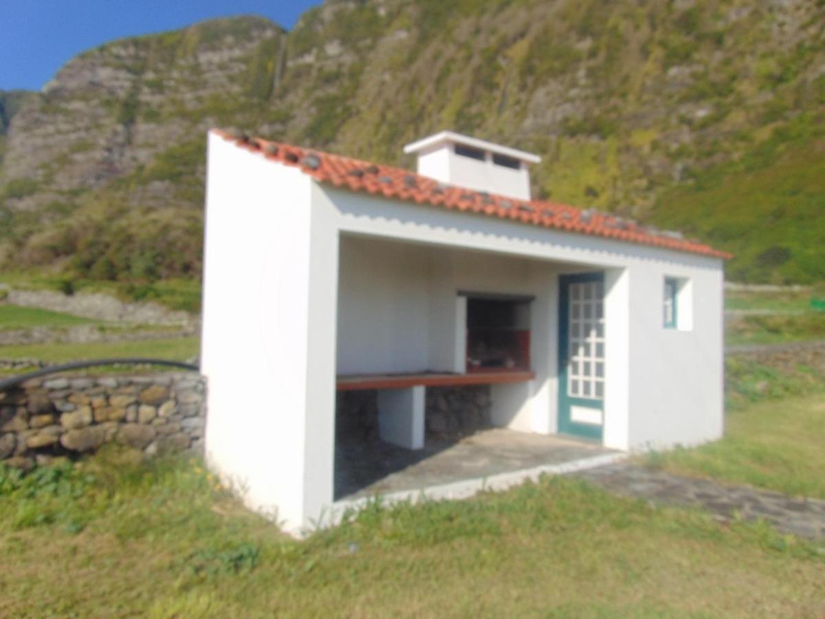 Villa Casas Da Cascata à Lajes das Flores Extérieur photo